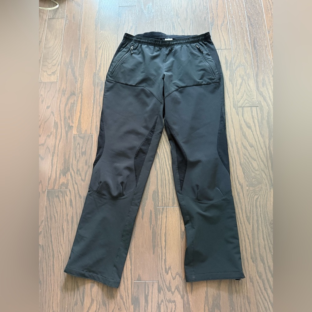 Patagonia Black Softshell Performance Pull-On Pan… - image 2